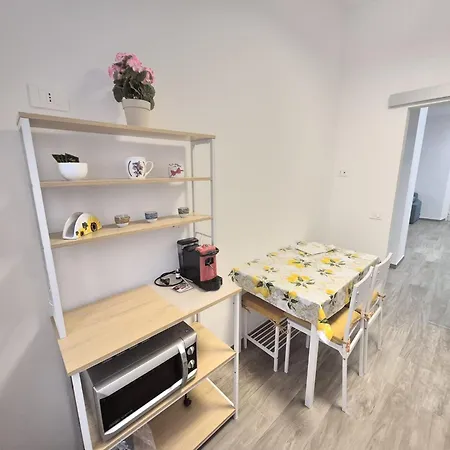 La Casa Floreale Apartament Rzym